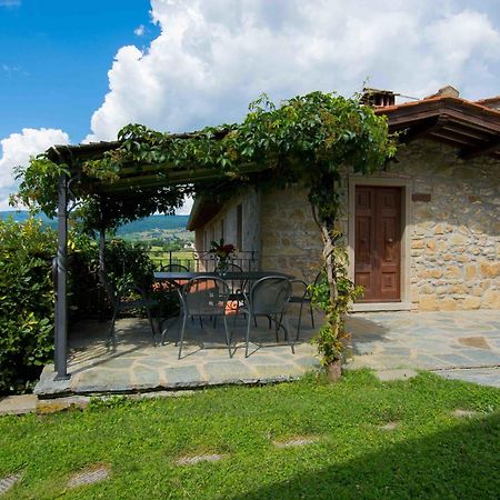 Agriturismo Podere La Casaccia Poppi Luaran gambar