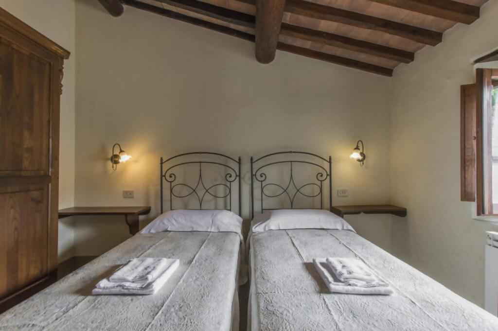 Agriturismo Podere La Casaccia Poppi Luaran gambar