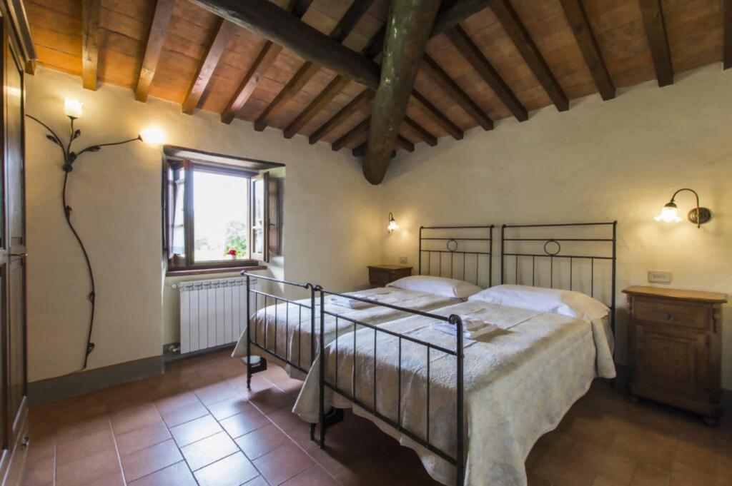 Agriturismo Podere La Casaccia Poppi Luaran gambar