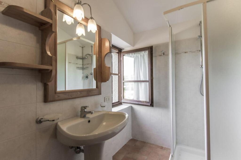 Agriturismo Podere La Casaccia Poppi Luaran gambar