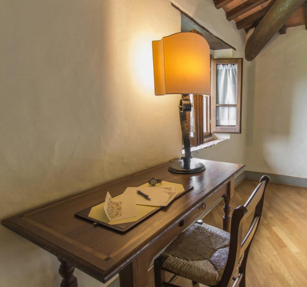 Agriturismo Podere La Casaccia Poppi Luaran gambar
