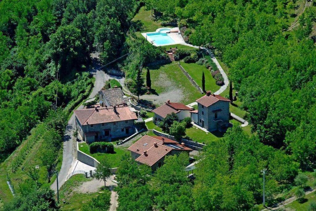 Agriturismo Podere La Casaccia Poppi Luaran gambar